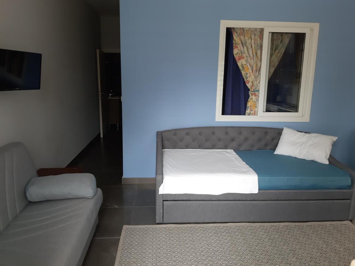 Soula'S Sunshine Apartments Nea Karvali Exterior foto