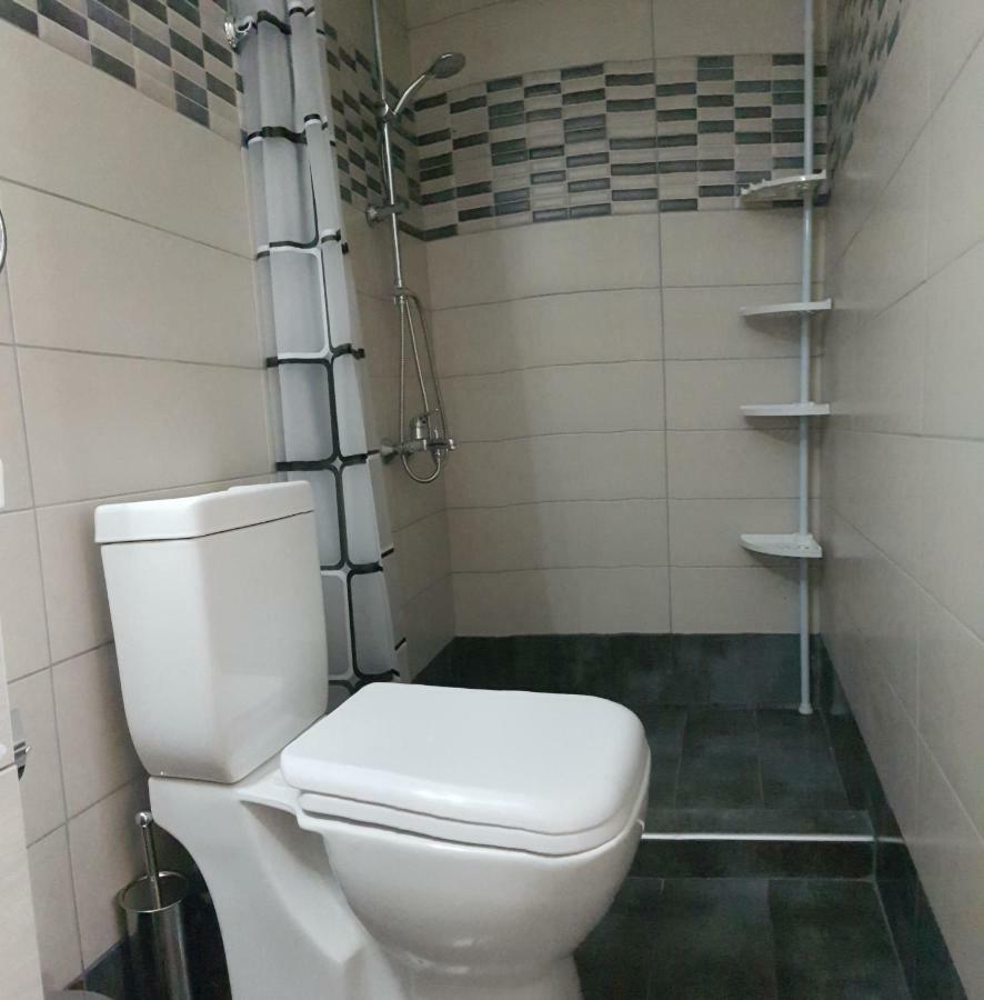 Soula'S Sunshine Apartments Nea Karvali Exterior foto